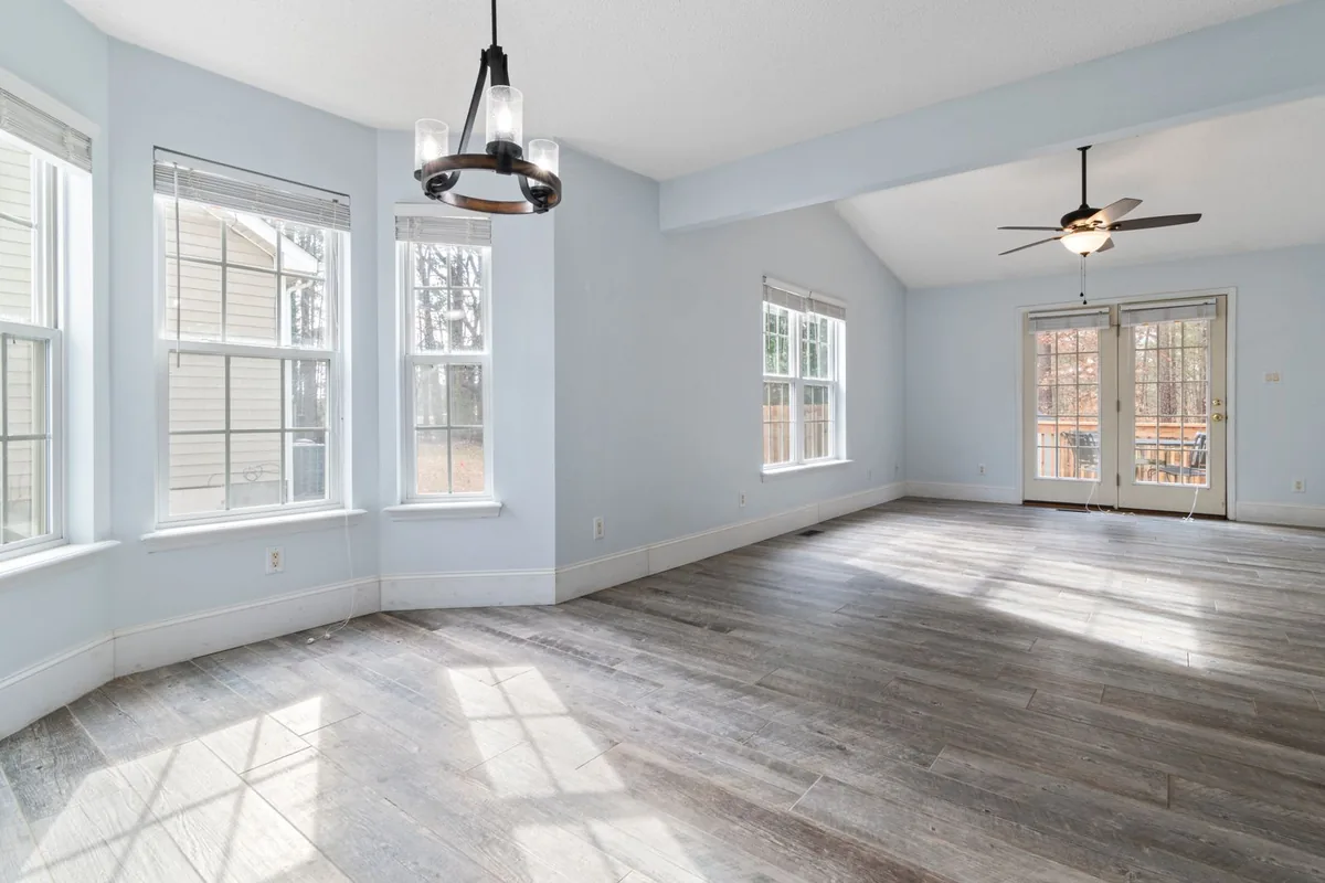 Clean, safe room after biohazard cleanup in Great Neck Estates, NY